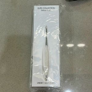 Artis makeup brush Linear 1 Demi brand new never used in original box